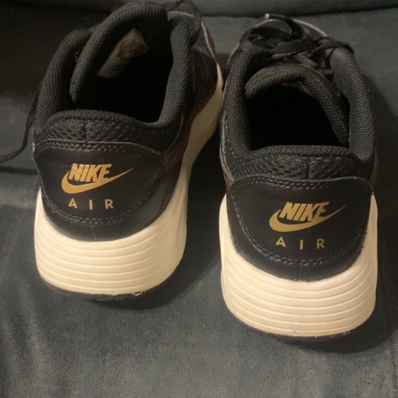 Woman’s Nike Air Max SC Size 9 - Picture 4 of 4
